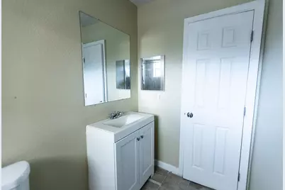 5161 W Oakland Park Boulevard #106, Lauderdale Lakes, FL 33313 - Photo 13