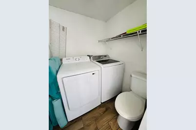 2010 NE 1st Avenue, Pompano Beach, FL 33060 - Photo 33
