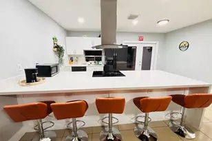 2010 NE 1st Ave, Pompano Beach, FL 33060 - Photo 9