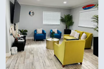 2010 NE 1st Avenue, Pompano Beach, FL 33060 - Photo 23