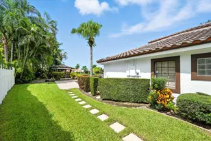 2195 Portland Ct, Wellington, FL 33414 - Photo 37
