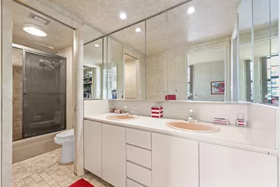 5500 Collins Avenue #1401, Miami Beach, FL 33140 - Photo 41