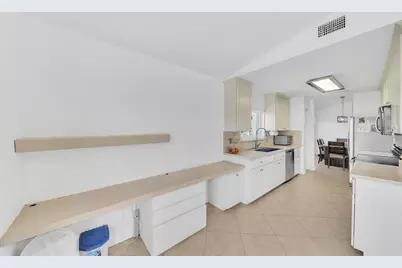 10255 Sunset Bend Drive, Boca Raton, FL 33428 - Photo 7