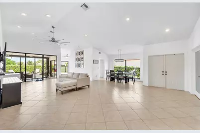10255 Sunset Bend Drive, Boca Raton, FL 33428 - Photo 17