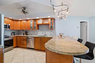 2800 N Ocean Dr, Singer Island, FL 33404 - Photo 3