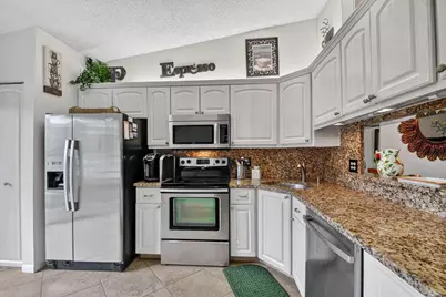 612 Sea Pine Way #F, Greenacres, FL 33415 - Photo 3