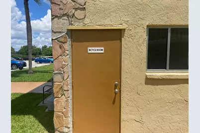 500 Village Green Circle W #212, Lake Worth, FL 33461 - Photo 21