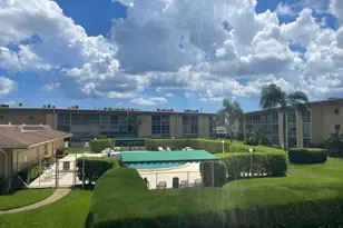 500 Village Green Cir W, Lake Worth, FL 33461 - Photo 27