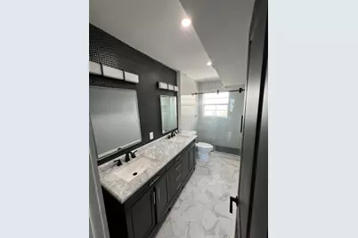 1630 Embassy Drive #306, West Palm Beach, FL 33401 - Photo 5