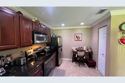 2218 SW Marshfield Court, Port Saint Lucie, FL 34953 - Photo 11