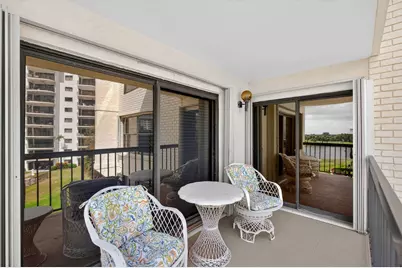 372 Golfview Road #403, North Palm Beach, FL 33408 - Photo 11