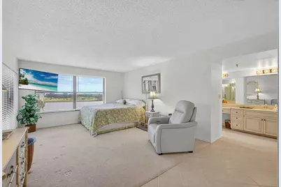 372 Golfview Road #403, North Palm Beach, FL 33408 - Photo 39