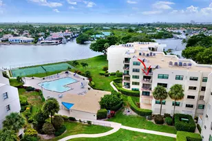 372 Golfview Rd, North Palm Beach, FL 33408 - Photo 75