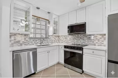 769 Jeffery Street #2-203, Boca Raton, FL 33487 - Photo 3
