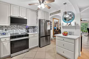 769 Jeffery St, Boca Raton, FL 33487 - Photo 3