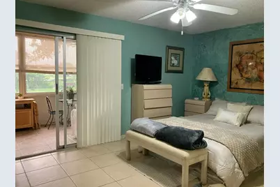 130 Southampton B, West Palm Beach, FL 33417 - Photo 13