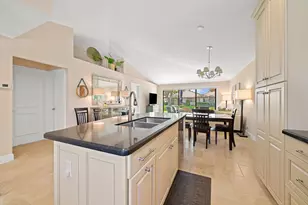 711 Club Dr, Palm Beach Gardens, FL 33418 - Photo 5