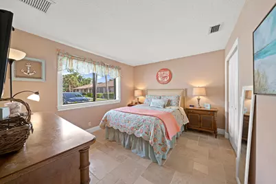 711 Club Drive, Palm Beach Gardens, FL 33418 - Photo 9