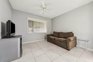 5040 Rose Hill Dr, Boynton Beach, FL 33437 - Photo 9