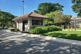 387 Prestwick Ln, Palm Beach Gardens, FL 33418 - Photo 15