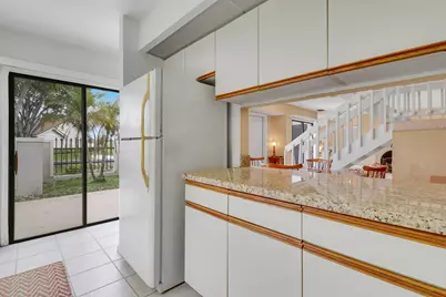 387 Prestwick Lane #1, Palm Beach Gardens, FL 33418 - Photo 9