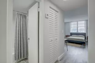 500 Bayview Dr, North Miami Beach, FL 33160 - Photo 13