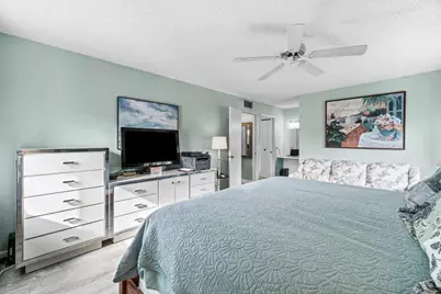 414 Pine Glen Lane #D-2, Greenacres, FL 33463 - Photo 17