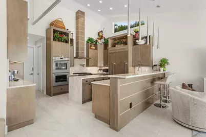 11164 Boca Woods Lane, Boca Raton, FL 33428 - Photo 15