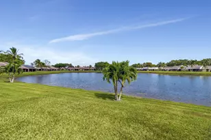 5531 Parkwalk Cir E, Boynton Beach, FL 33472 - Photo 27