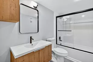 3710 Whitehall Dr, West Palm Beach, FL 33401 - Photo 15