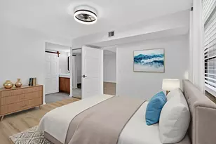 3710 Whitehall Dr, West Palm Beach, FL 33401 - Photo 9