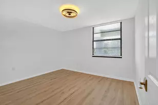 3710 Whitehall Dr, West Palm Beach, FL 33401 - Photo 17