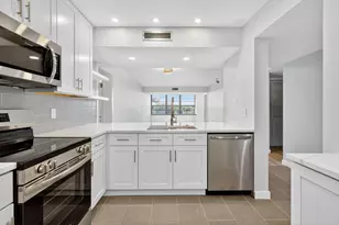 3710 Whitehall Dr, West Palm Beach, FL 33401 - Photo 1