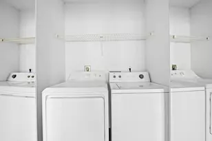 641 Executive Center Dr, West Palm Beach, FL 33401 - Photo 7