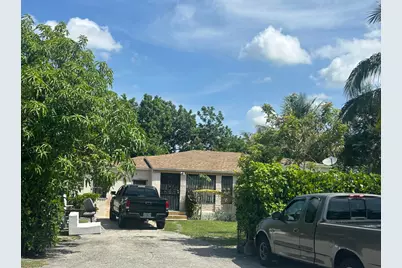 565 NW 143rd Street, Miami, FL 33168 - Photo 3