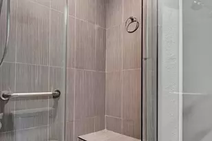 624 Flanders M, Delray Beach, FL 33484 - Photo 23