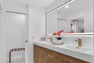 479 Prestwick Cir, Palm Beach Gardens, FL 33418 - Photo 49