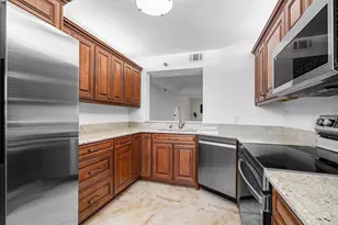 9260 SW 14th St, Boca Raton, FL 33428 - Photo 9