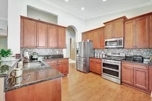 11484 SW Mountain Ash Cir, Port Saint Lucie, FL 34987 - Photo 9