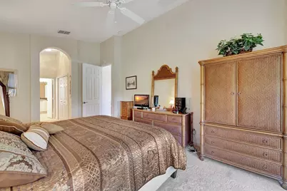 11484 SW Mountain Ash Circle, Port Saint Lucie, FL 34987 - Photo 17