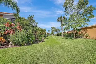 11484 SW Mountain Ash Cir, Port Saint Lucie, FL 34987 - Photo 31