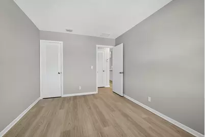 42 Easthampton B, West Palm Beach, FL 33417 - Photo 23