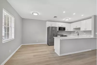 42 Easthampton B, West Palm Beach, FL 33417 - Photo 7