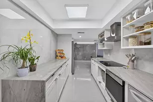 1731 Presidential Way, West Palm Beach, FL 33401 - Photo 11