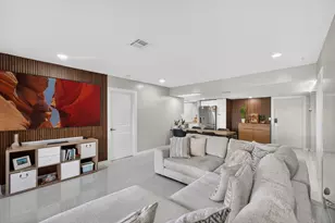 1731 Presidential Way, West Palm Beach, FL 33401 - Photo 23