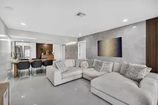 1731 Presidential Way, West Palm Beach, FL 33401 - Photo 21