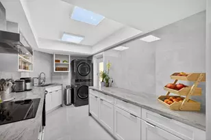 1731 Presidential Way, West Palm Beach, FL 33401 - Photo 15