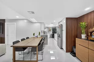 1731 Presidential Way, West Palm Beach, FL 33401 - Photo 13