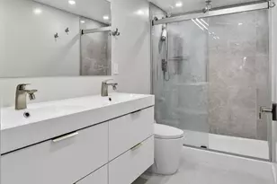 1731 Presidential Way, West Palm Beach, FL 33401 - Photo 43