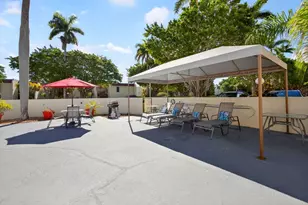 1731 Presidential Way, West Palm Beach, FL 33401 - Photo 53